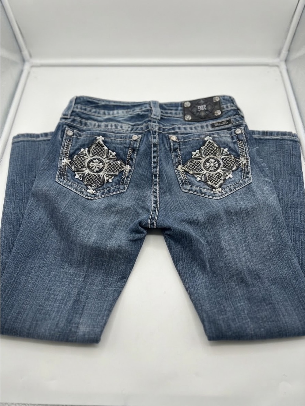 Miss Me Mid-Rise Embroidered Cowgirl Bootcut Western Jeans Size 30
